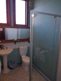 Admiral Stirling Inn