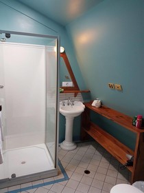 Admiral Stirling Inn