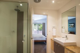 Central Avenue Apartments