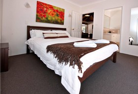 Margaret River Hideaway & Farmstay