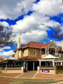 Margaret River Hotel