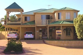 SeaScapes Bed and Breakfast