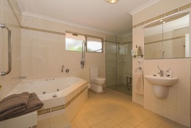 The Good Life Bed & Breakfast