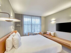 Wonil Hotel Perth - Handwritten Collection