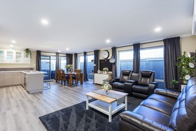 Cosy Sunrise Estate by Executive Escapes