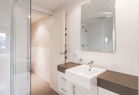 Rockingham Apartments