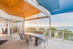 Rockingham Apartments