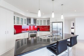 Rockingham Apartments