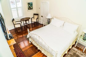 Heritage Cottage Bed And Breakfast