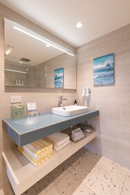 Amsterdam Manor Beach Resort