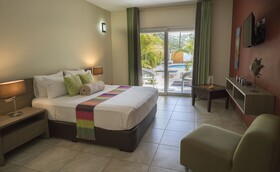 Costa Esmeralda Village