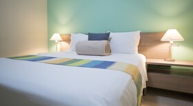 Costa Esmeralda Village