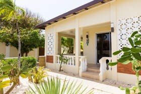 Little Cactus Apartments Aruba