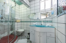 Sunflower Villa Studios by CMD