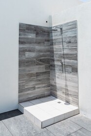 The Palm Leaf Apartments