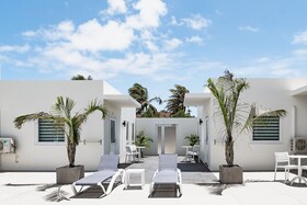 The Palm Leaf Apartments