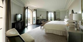 Four Seasons Hotel Baku