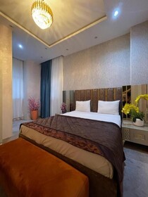 Mirror Hotel Baku