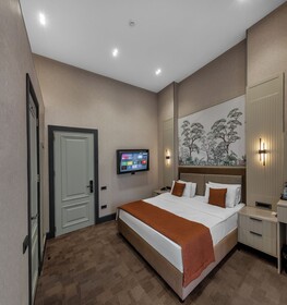 Nizami Central Park Hotel