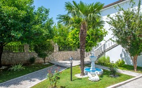 Villa Kings Garden