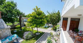 Villa Kings Garden