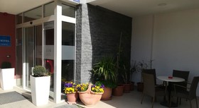 Hotel Dina