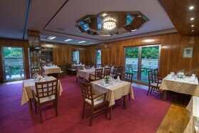 Hotel Brass