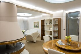 Hotel Brass