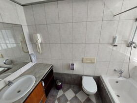 Hotel Brass