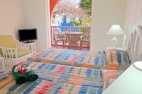 Dover Beach Hotel