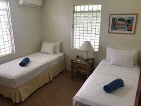 Coconut Court Beach Hotel