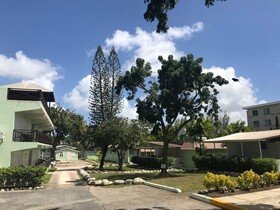 Coconut Court Beach Hotel