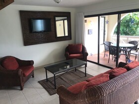 Coconut Court Beach Hotel