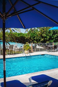 Coconut Court Beach Hotel