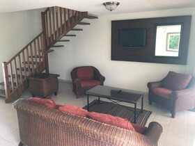 Coconut Court Beach Hotel