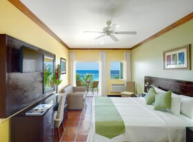 Coconut Court Beach Hotel