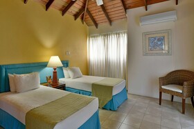 Coconut Court Beach Hotel