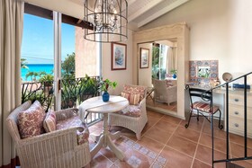 Little Arches Boutique Hotel