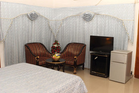 Hotel Aristocrat Inn