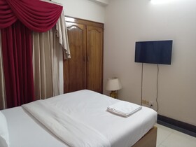 Hotel Heaven Inn