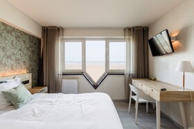 Beach Hotel Helios