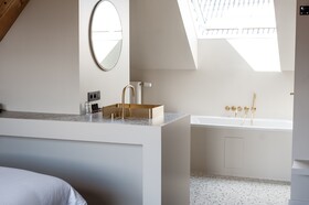 B'Guest Bed & Breakfast