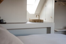 B'Guest Bed & Breakfast