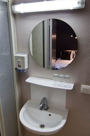 Hotel Rose Red