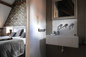 Exclusive Guesthouse Number 11