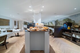 Grand Hotel Normandy