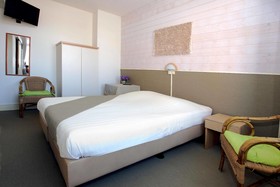 Hotel Cecil