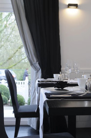 B&B Belrose Luxury