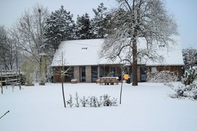 Huis Bij De Lieve Bed & Breakfast
