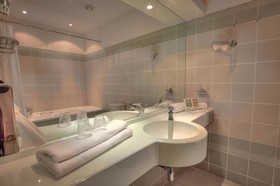 B&B Hotel Mons Centre